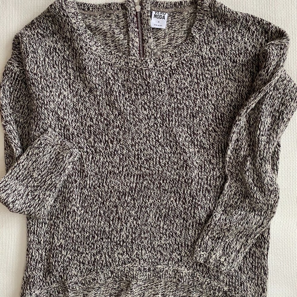 Vero Moda Women's Sweater - Size Medium
